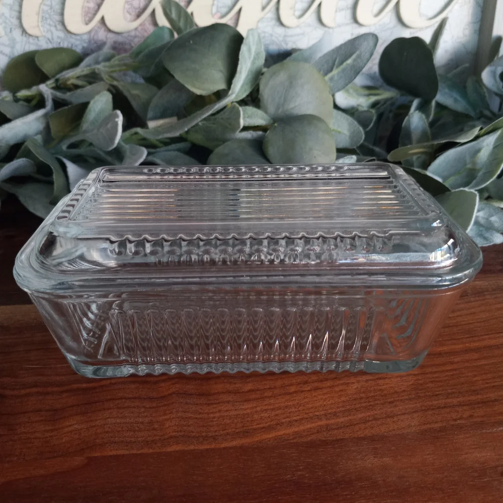 Vintage Pasabahce Glass Ribbed Refrigerator Dish with Lid - Picture 1 of 8